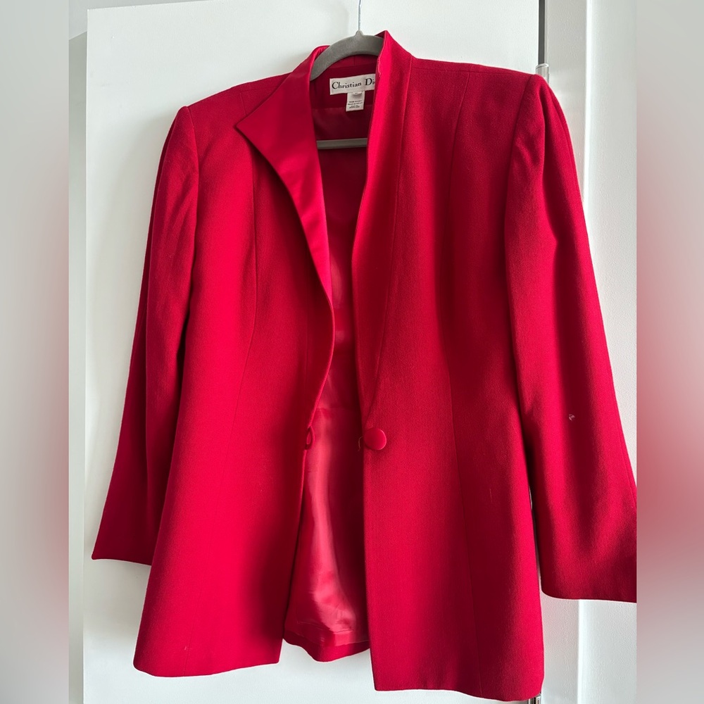 Dior Women's Vibrant Red vintage suit